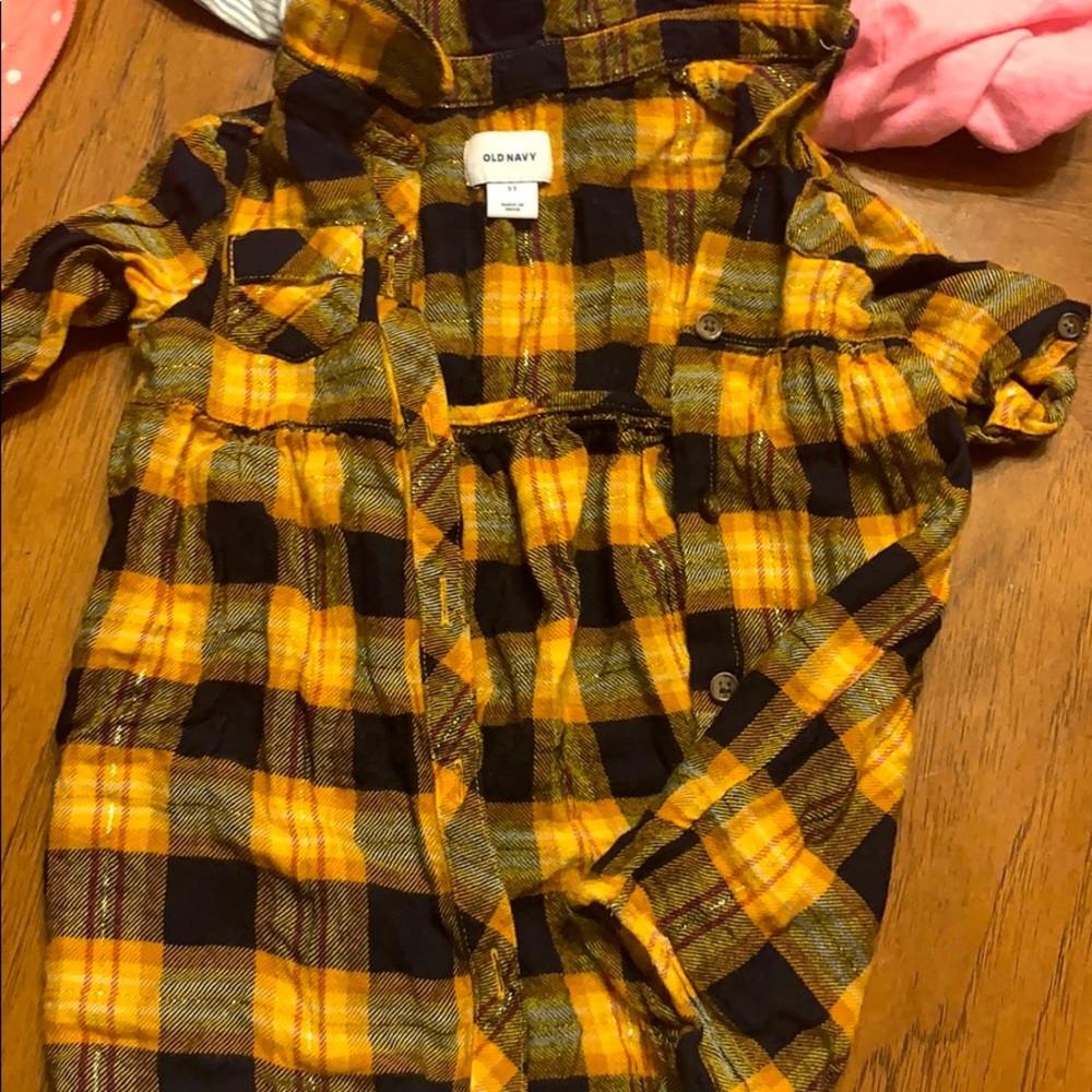 Old Navy flannel three-quarter sleeve shirts